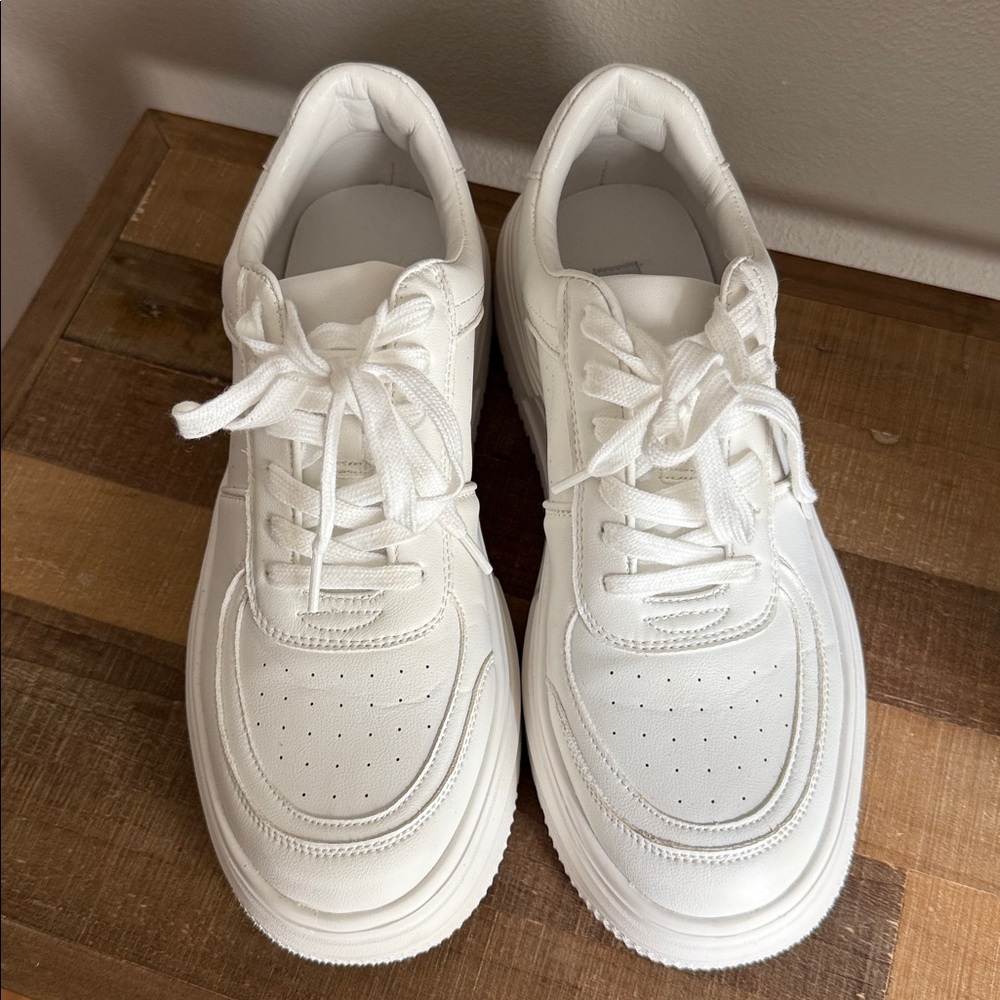 Steve Madden Off-White Sneakers